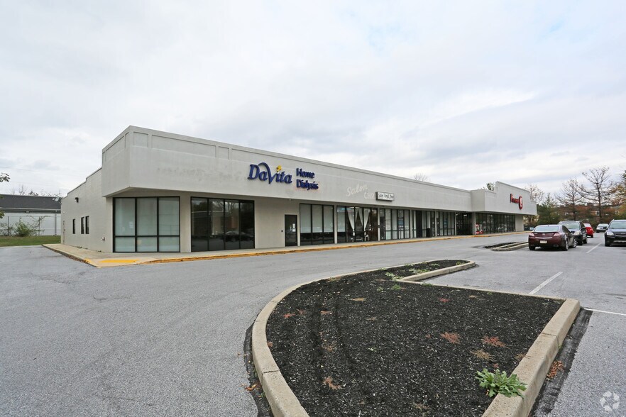 831 Providence Rd, Secane, PA for lease - Primary Photo - Image 1 of 4