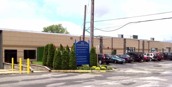 1 Enterprise Pl, Hicksville, NY for lease Building Photo- Image 1 of 4