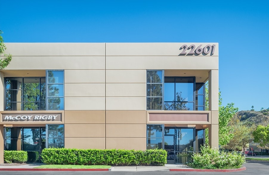 22605 La Palma Ave, Yorba Linda, CA for lease - Building Photo - Image 3 of 4