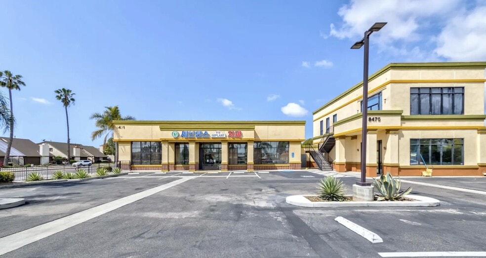 8471 Garden Grove Blvd, Garden Grove, CA for sale - Building Photo - Image 2 of 23