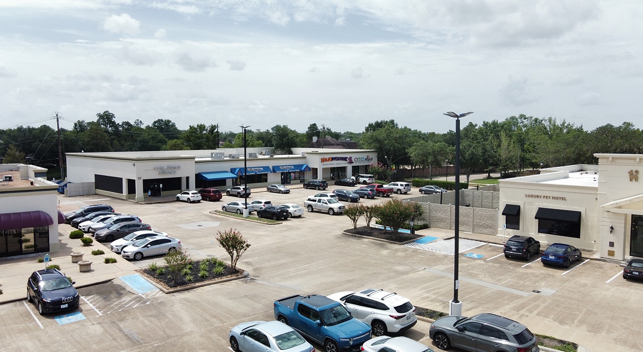 14015 Southwest Fwy, Sugar Land, TX for lease Primary Photo- Image 1 of 6