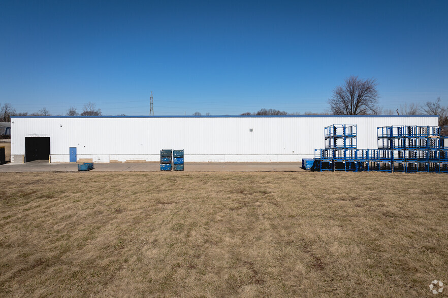 5225 Telegraph Rd, Toledo, OH for lease - Building Photo - Image 3 of 7