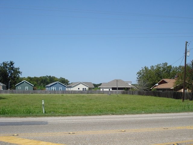 2005 Carmel Dr, Lafayette, LA for sale - Building Photo - Image 1 of 1