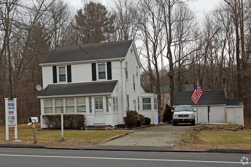 342 Monroe Tpke, Monroe, CT for sale - Primary Photo - Image 1 of 1