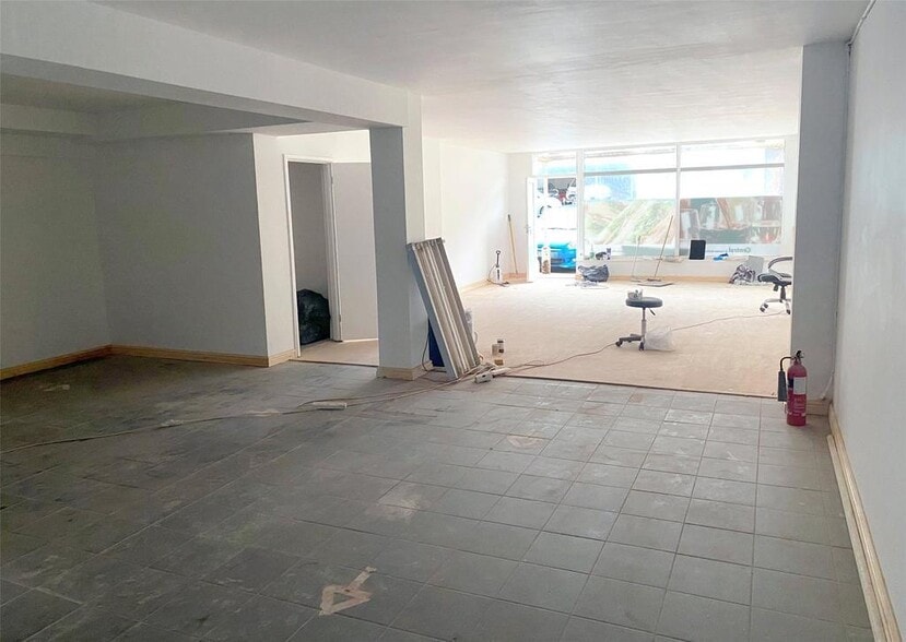 Cross St, Combe Martin for sale - Interior Photo - Image 3 of 3