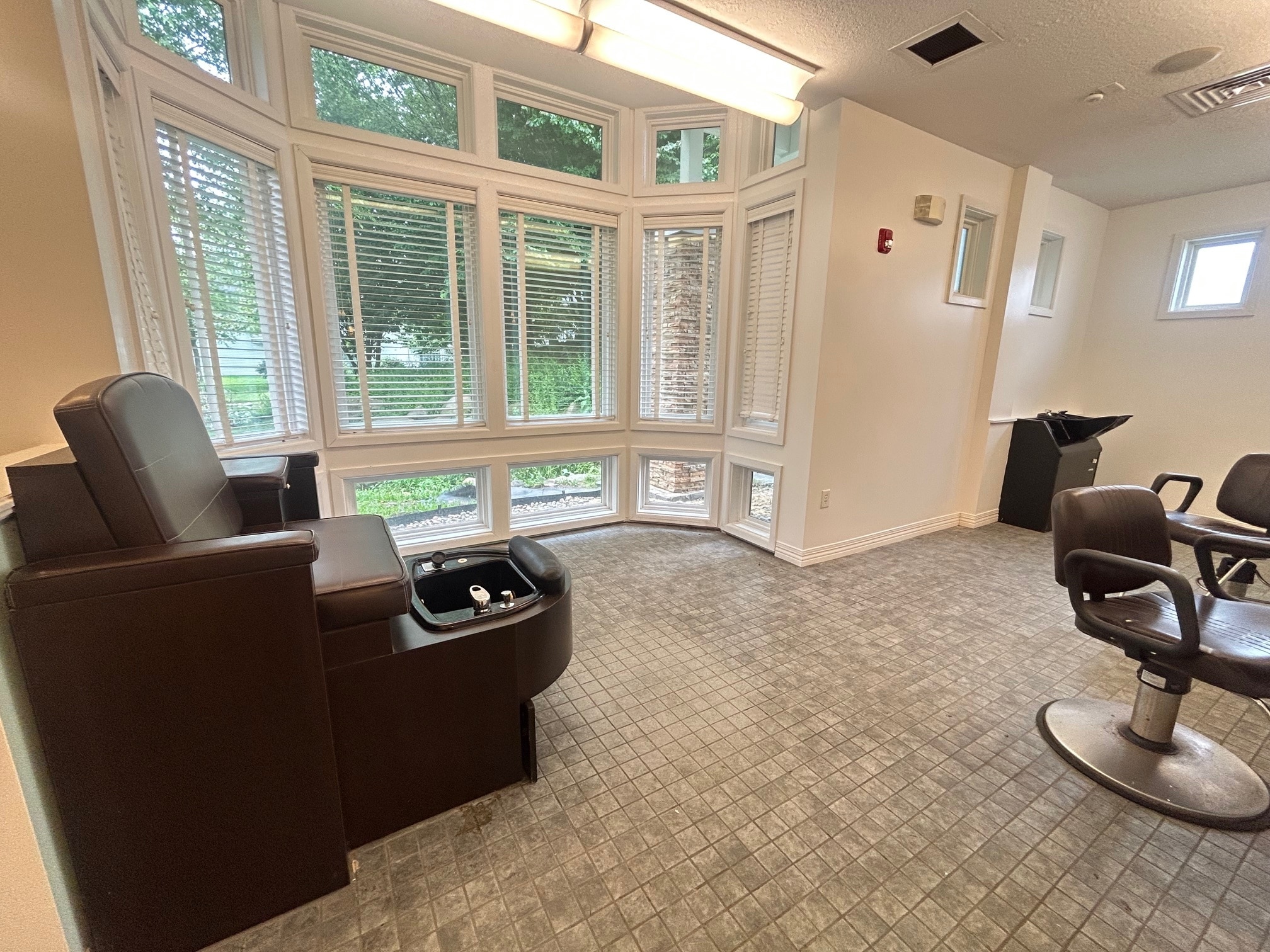 2299 Cherry Valley Rd SE, Newark, OH for lease Building Photo- Image 1 of 18