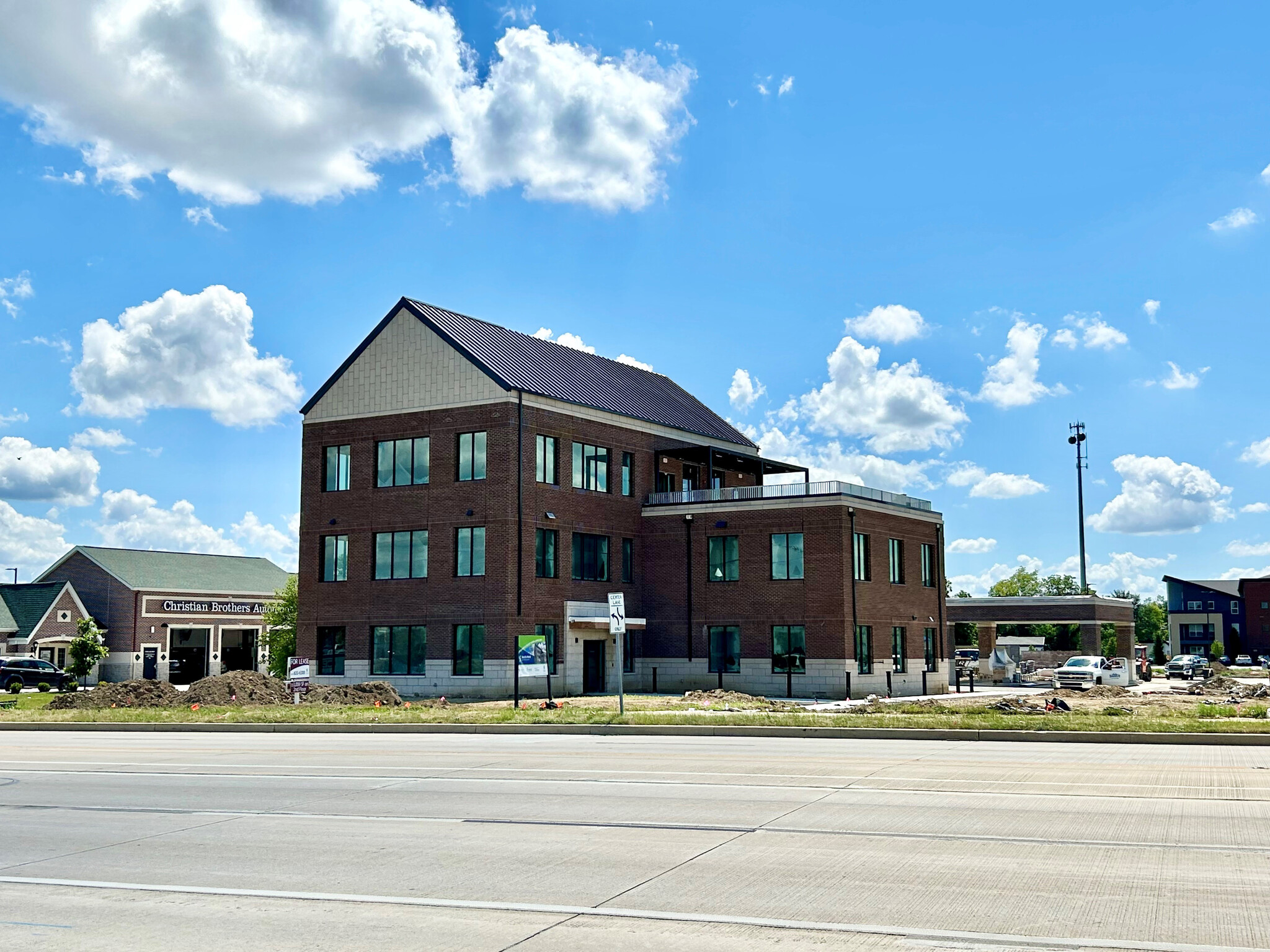 10880 No Michigan Rd, Zionsville, IN for lease Building Photo- Image 1 of 5