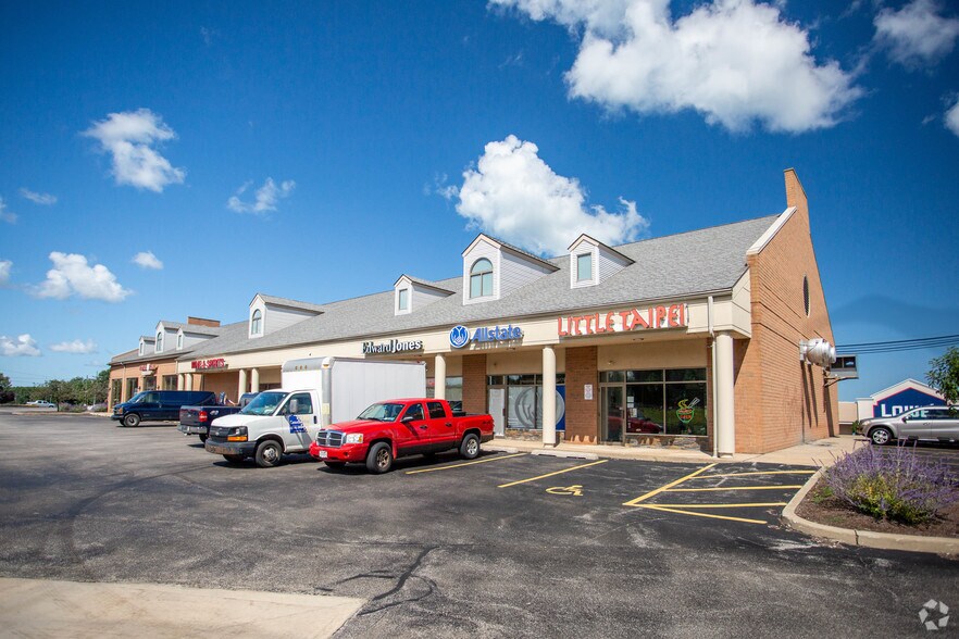 2421 Asbury Rd, Erie, PA for lease - Mixed-Use Space Available at Asbury Square Plaza - Image 1 of 11