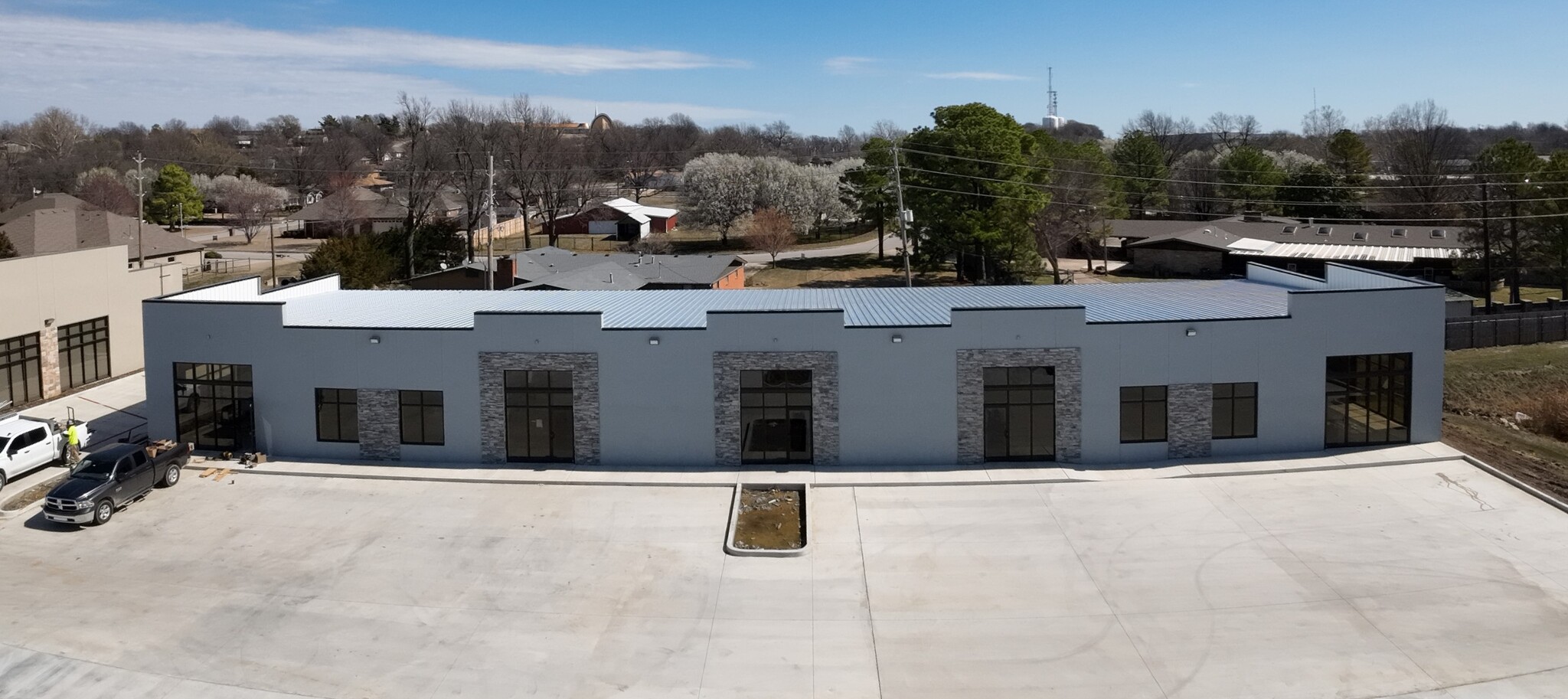 1101 N Birch Ave, Broken Arrow, OK for lease Building Photo- Image 1 of 12