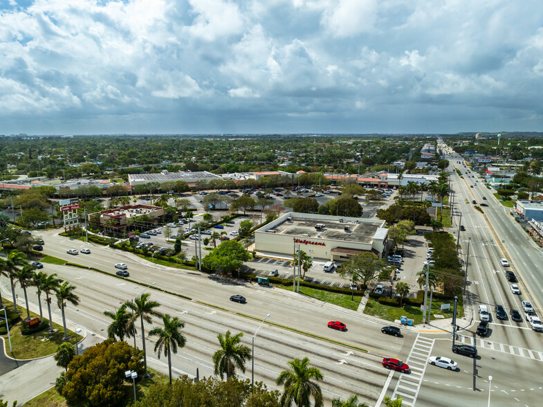 3559 N Federal Hwy, Pompano Beach, FL for lease - Aerial - Image 2 of 7