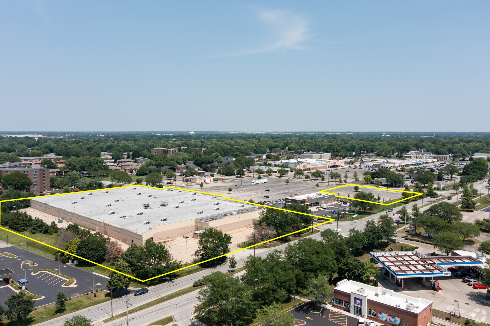 2131 W Galena Blvd, Aurora, IL 60506 Retail for Sale