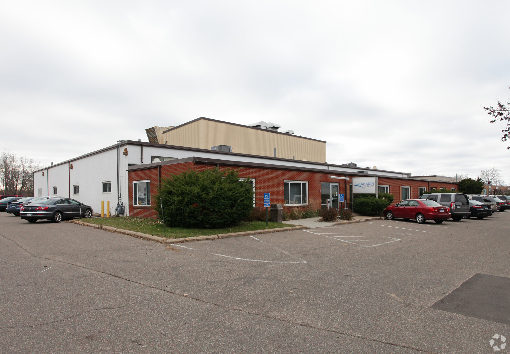 6831 W Oxford St, Saint Louis Park, MN for sale Building Photo- Image 1 of 4