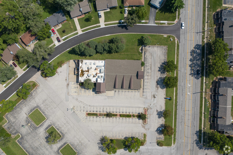 10810 W 75th St, Shawnee, KS for sale - Aerial - Image 2 of 4