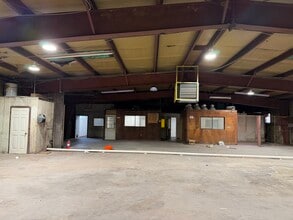 3938 Runway Rd, Memphis, TN for lease Interior Photo- Image 2 of 15