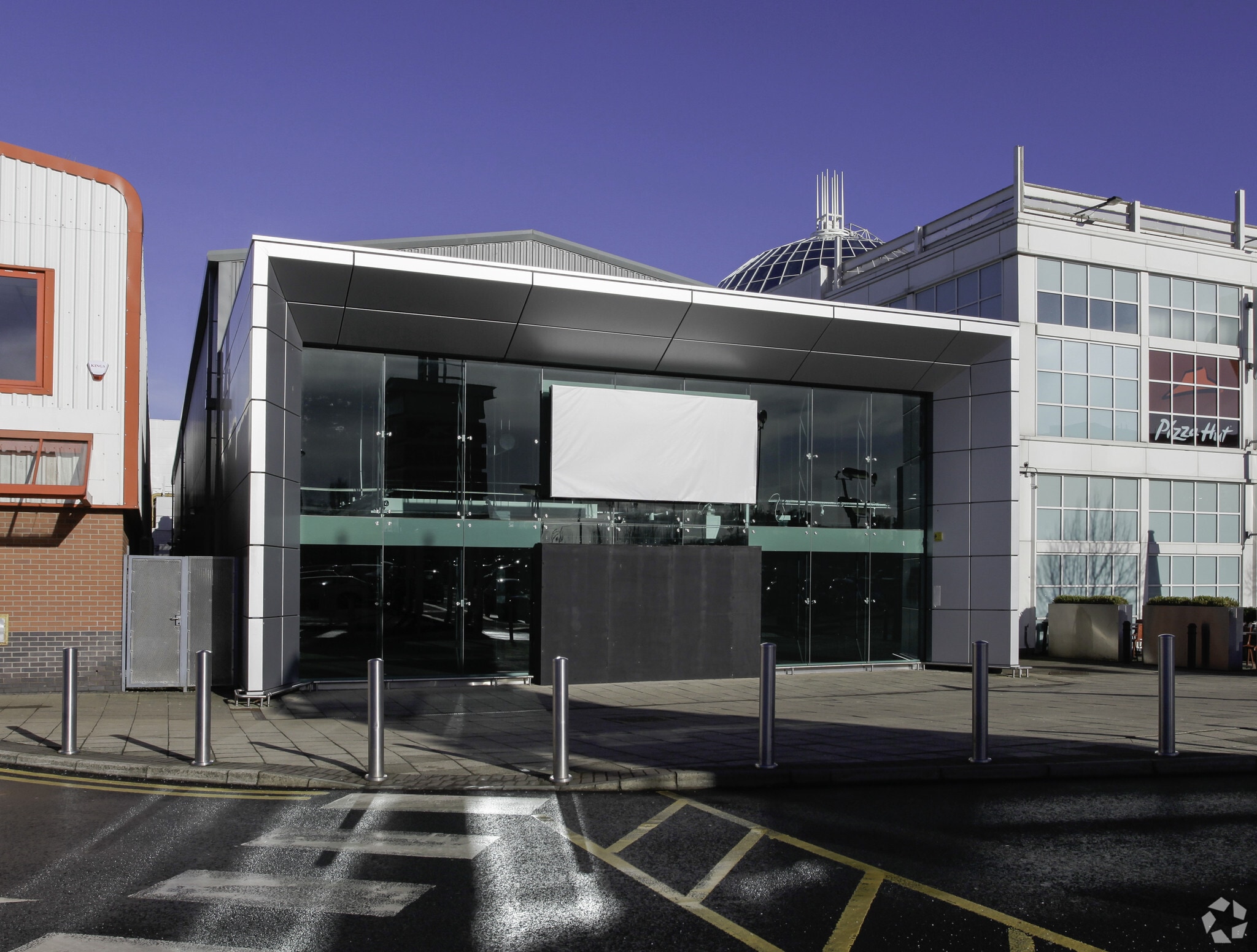 Almondvale Rd, Livingston for sale Primary Photo- Image 1 of 1