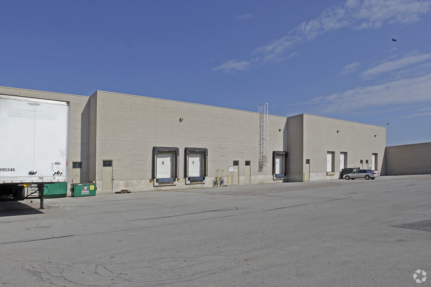 3490 Laird Rd, Mississauga, ON for lease - Building Photo - Image 2 of 2