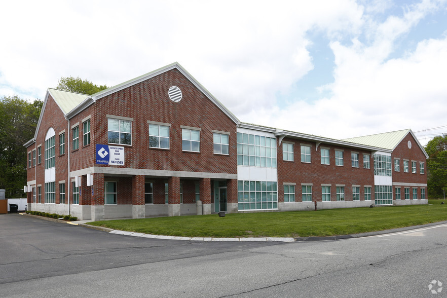 10 Riverside Dr, Lakeville, MA for lease - Building Photo - Image 1 of 7