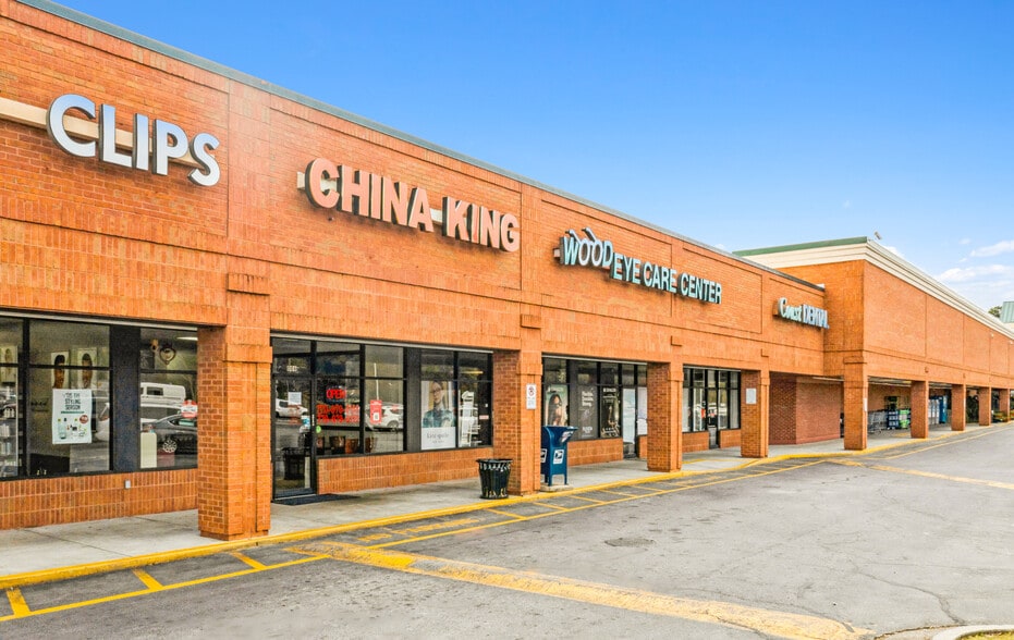 3050 Five Forks Trickum Rd SW, Lilburn, GA for lease - Building Photo - Image 3 of 7