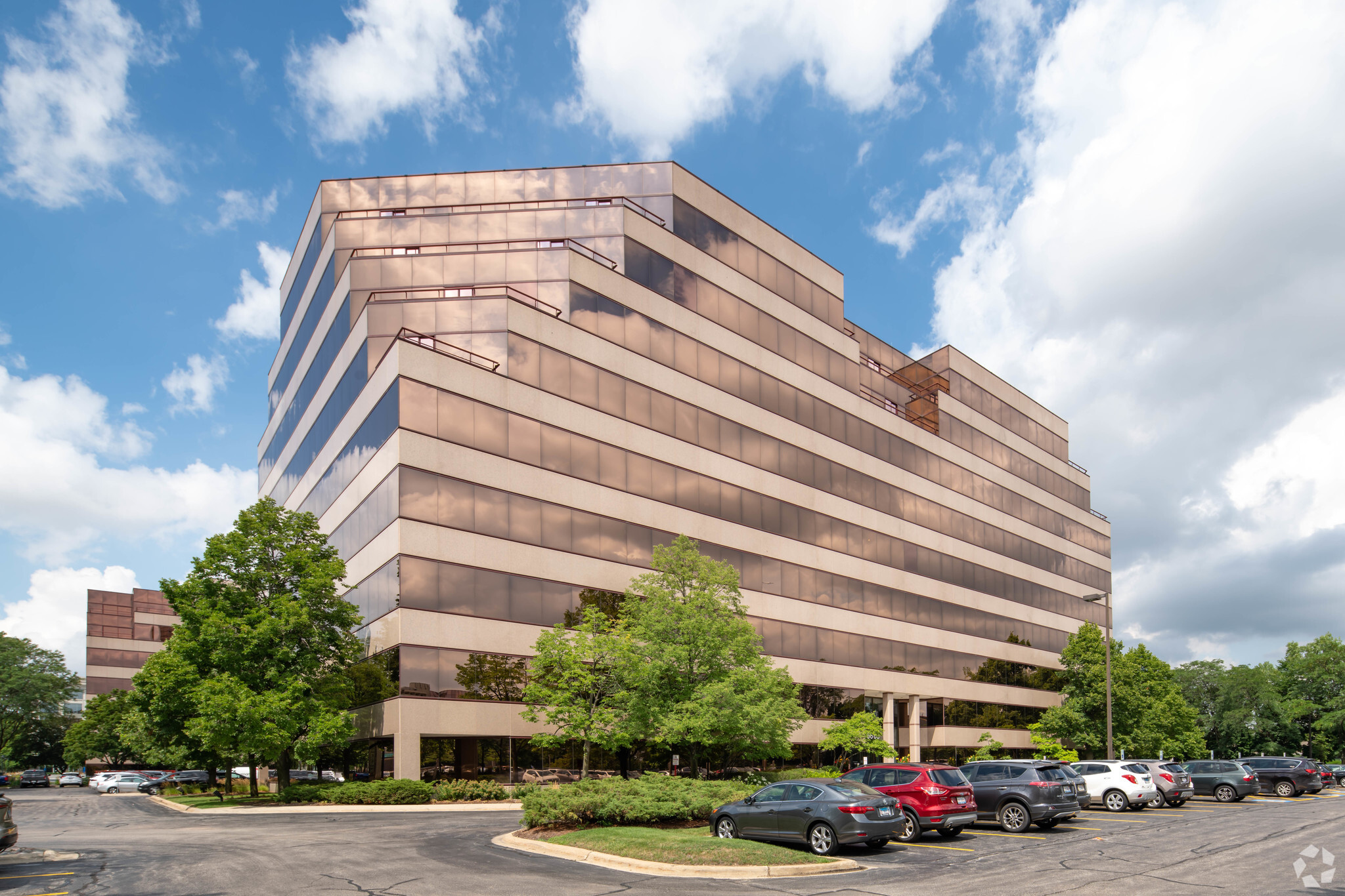 5600 N River Rd, Rosemont, IL for lease Building Photo- Image 1 of 5