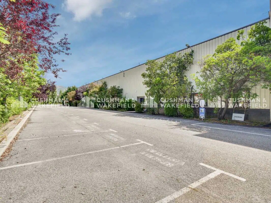 155 Rue Du Dirigeable, Aubagne for lease Building Photo- Image 1 of 14