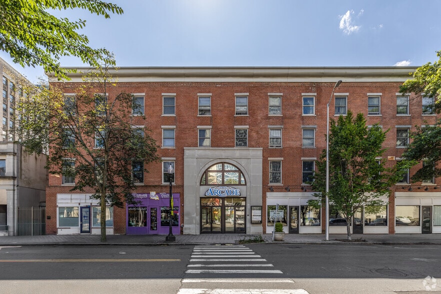 1001 Main St, Bridgeport, CT for lease - Building Photo - Image 1 of 7