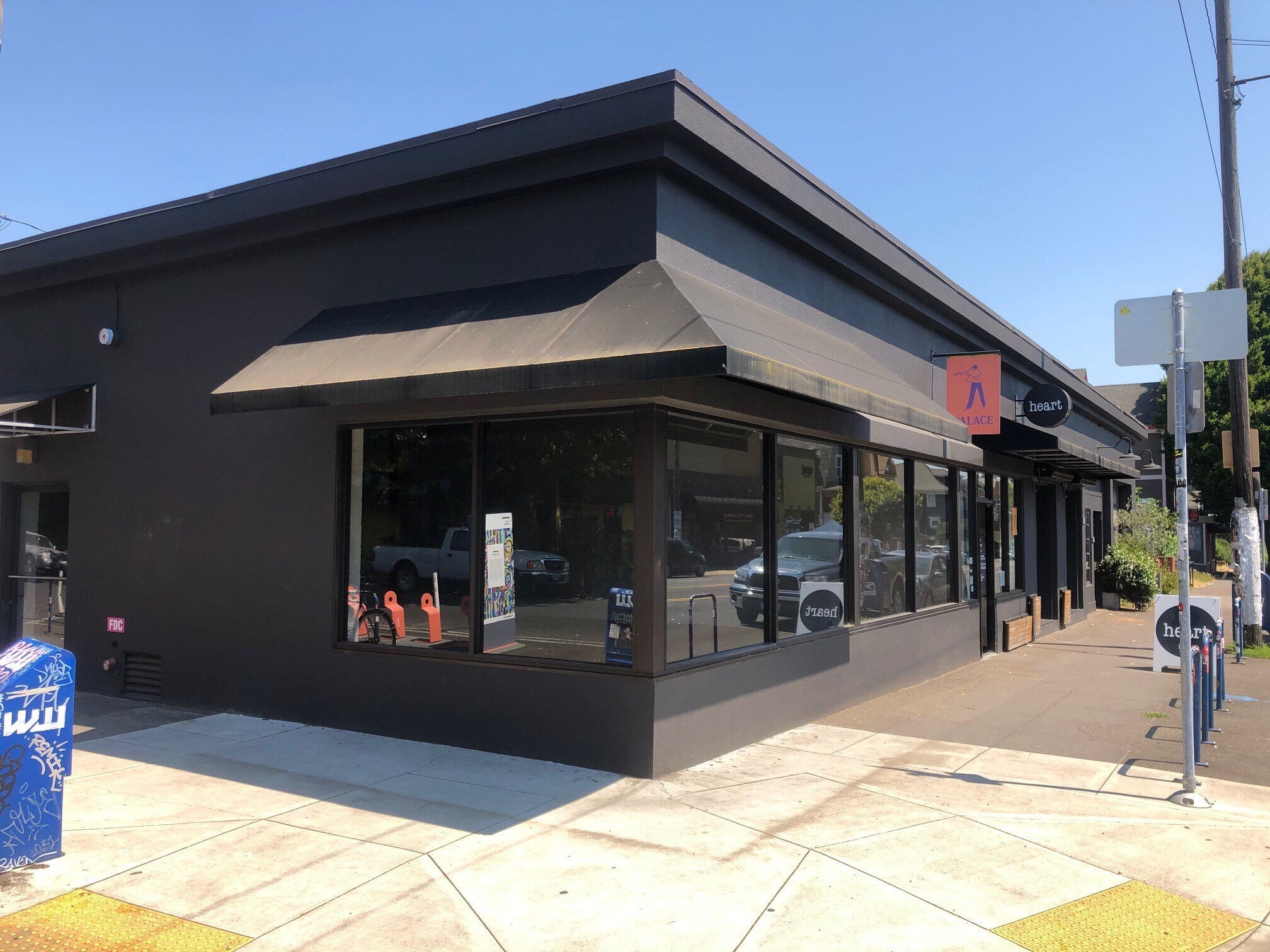 2205-2215 E Burnside St, Portland, OR for sale Building Photo- Image 1 of 1