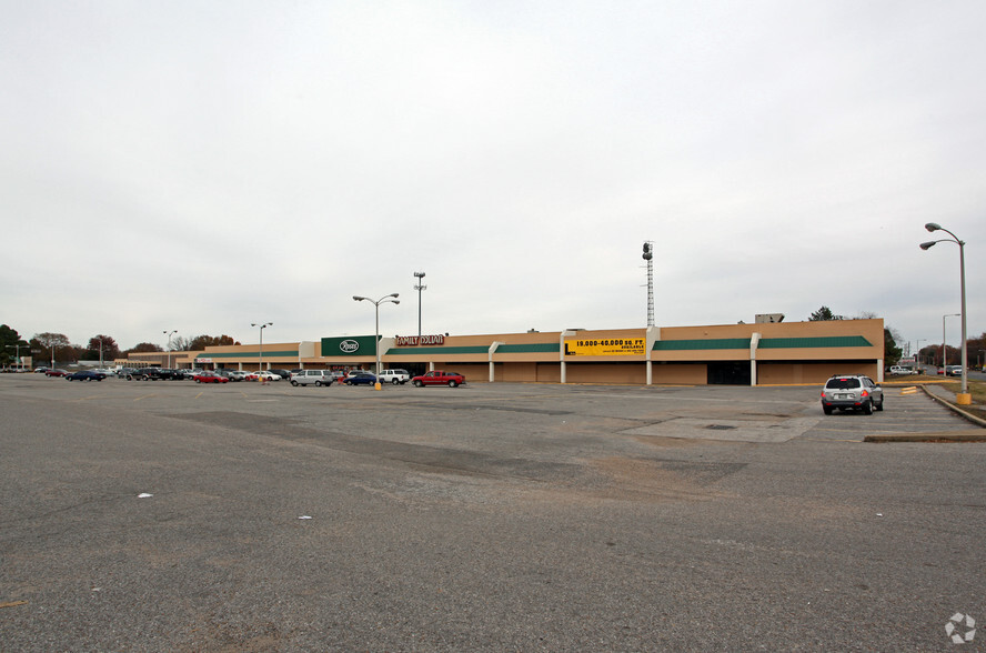 3540-3570 S Mendenhall Rd, Memphis, TN for lease - Primary Photo - Image 1 of 1