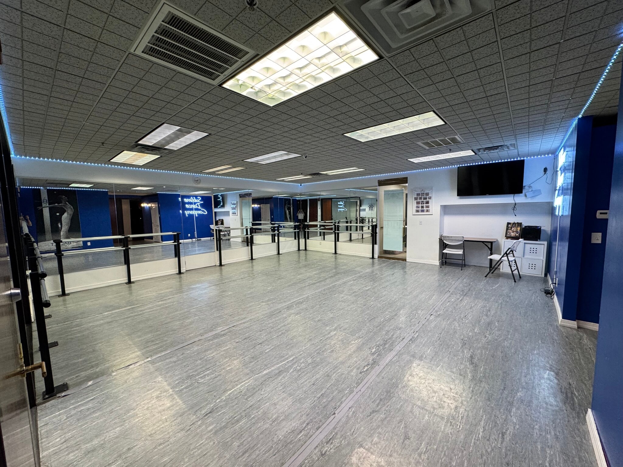7000 E Kennedy Blvd, Guttenberg, NJ for lease Interior Photo- Image 1 of 11