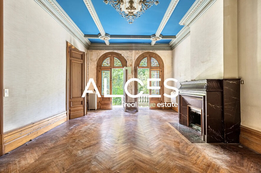 Office in Bordeaux for sale - Building Photo - Image 3 of 4