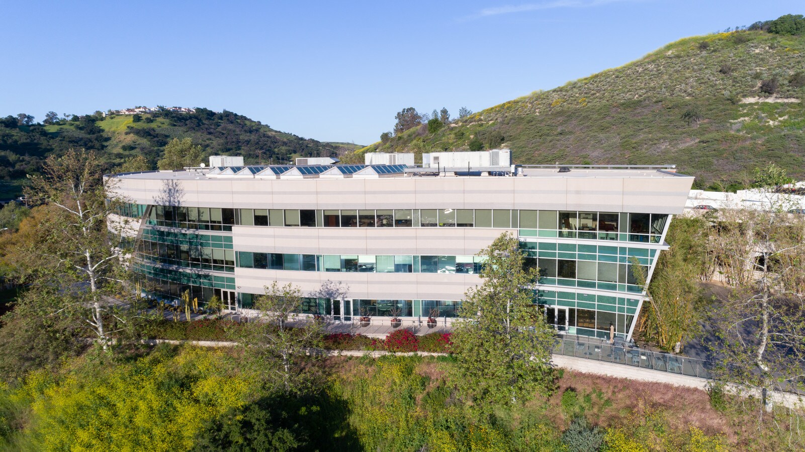 24151 Ventura Blvd, Calabasas, CA, 91302 Office Space For Lease