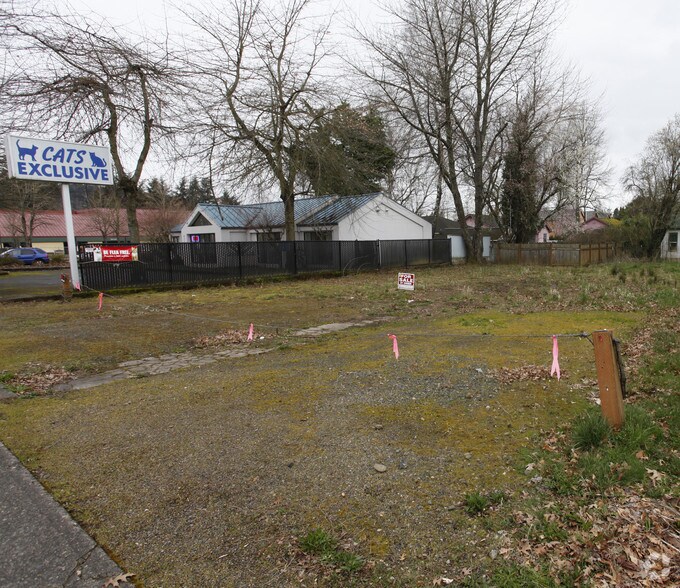 823 N Main Ave, Gresham, OR for sale - Primary Photo - Image 1 of 1