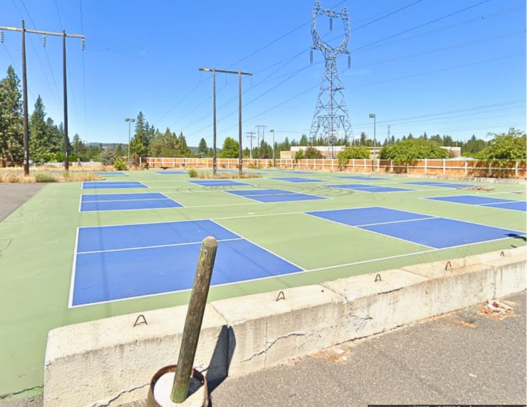 10505 N Newport Hwy, Spokane, WA for sale - Building Photo - Image 3 of 26