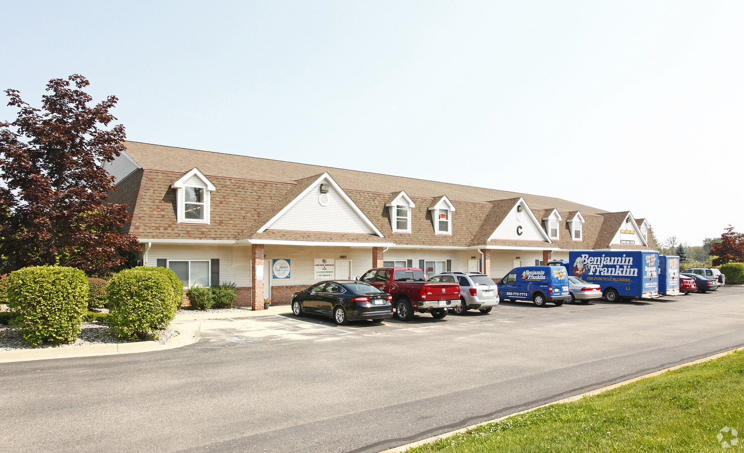 1006710087 Bergin Rd, Howell, MI 48843