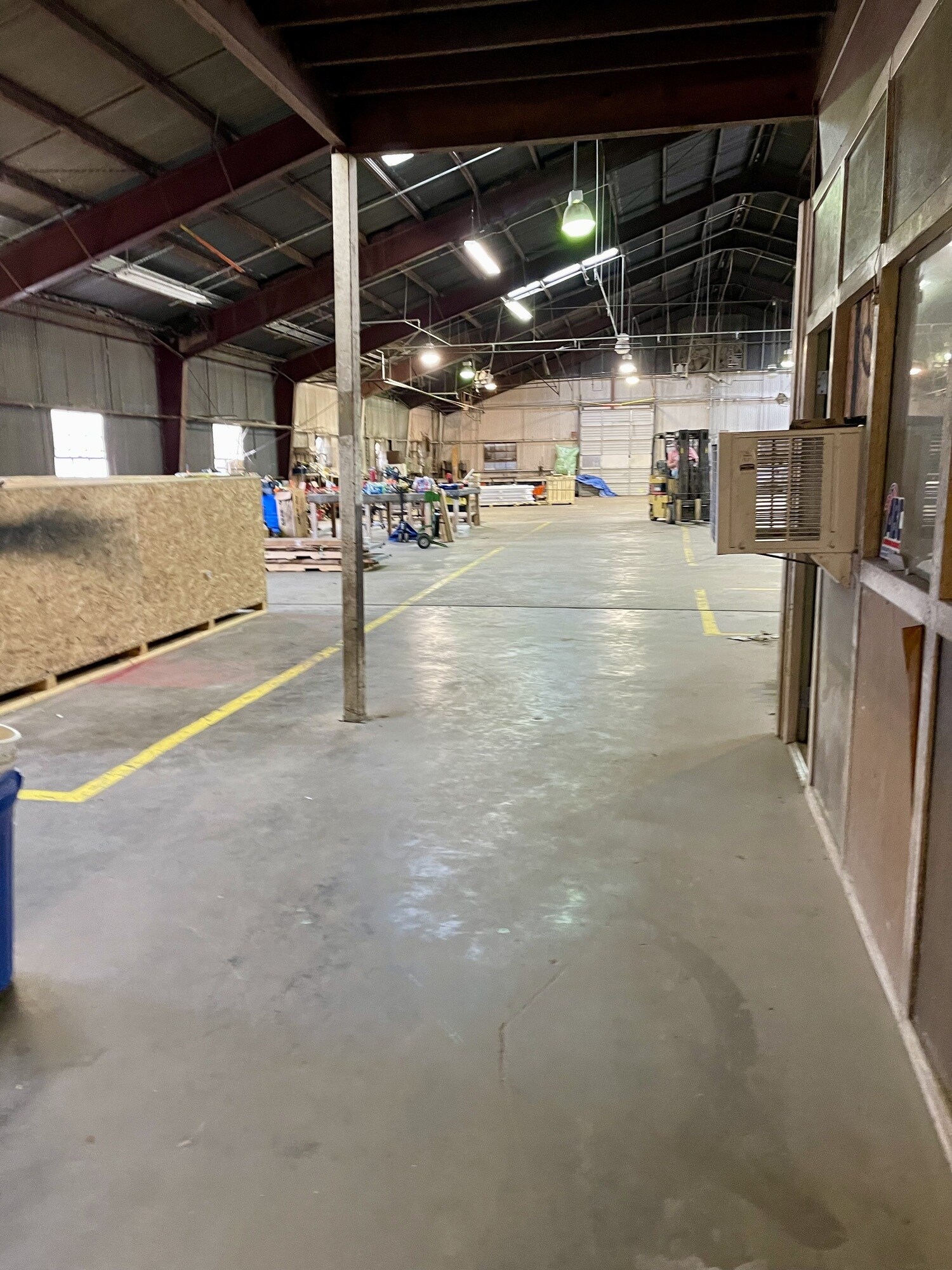 2689 Livingston Rd, Jackson, MS 39213 Industrial for Sale