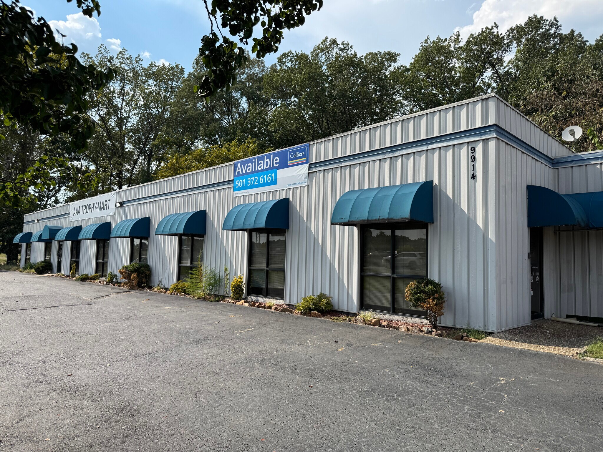 9912 I-30 W Service Rd, Little Rock, AR for lease Building Photo- Image 1 of 6