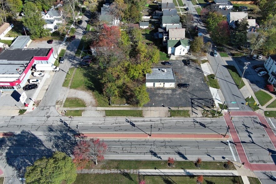 714 Middle Ave, Elyria, OH for sale - Building Photo - Image 2 of 6
