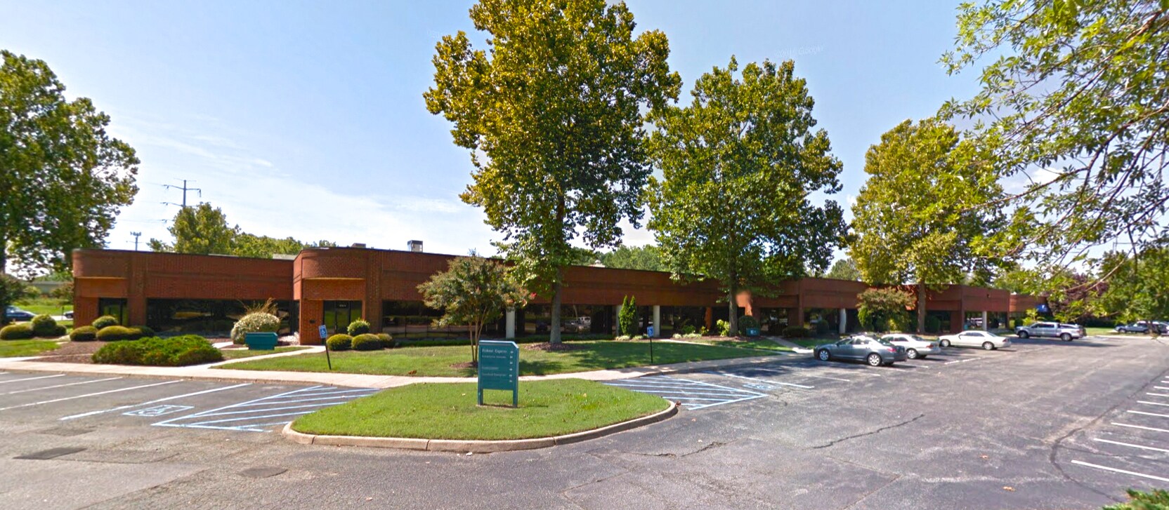 2713 Neil Armstrong Pky, Hampton, VA for sale Building Photo- Image 1 of 1