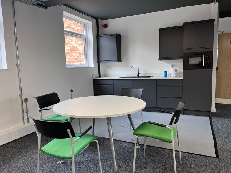 High Row, Darlington for lease - Building Photo - Image 2 of 4