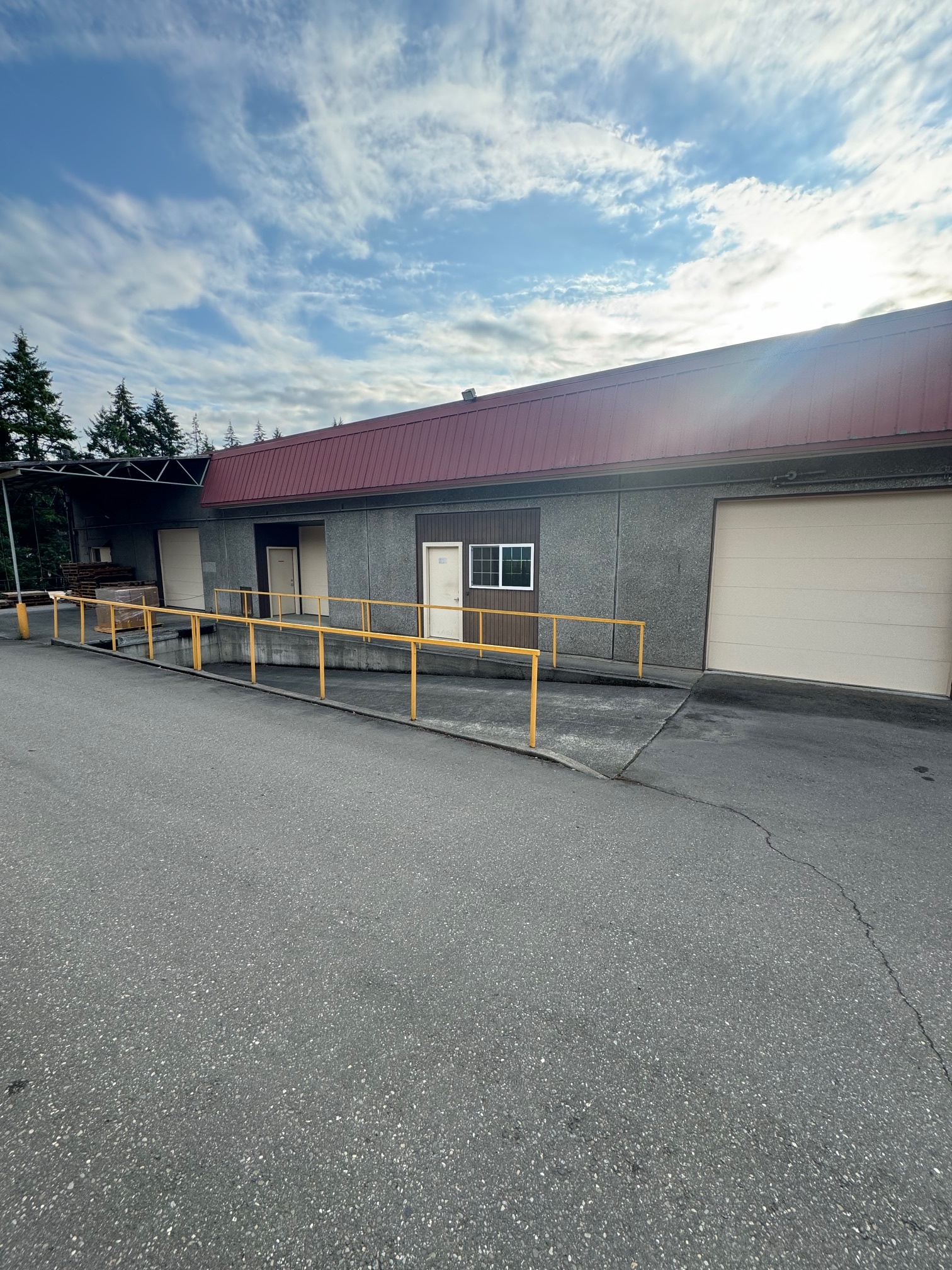 12715 Miller Rd NE, Bainbridge Island, WA for lease Building Photo- Image 1 of 8