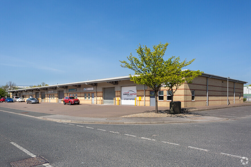 Morton Park Way, Darlington for lease - Primary Photo - Image 1 of 3