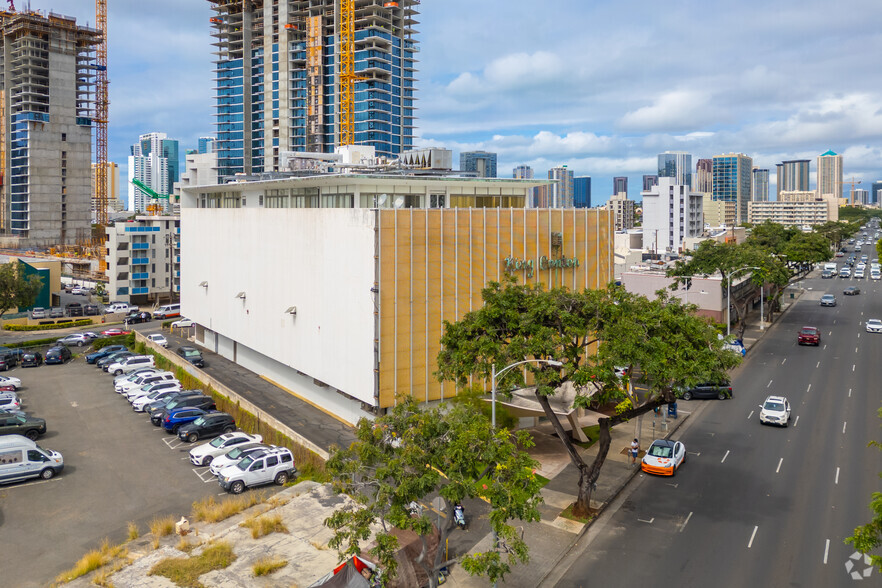 1451 S King St, Honolulu, HI for lease - Building Photo - Image 2 of 7