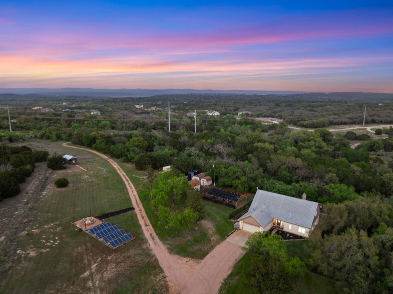 260 Gregg dr, Spicewood, TX for sale - Building Photo - Image 2 of 34