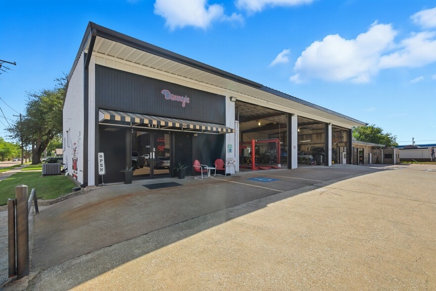 413 Center St, Deer Park, TX for lease - Building Photo - Image 2 of 10