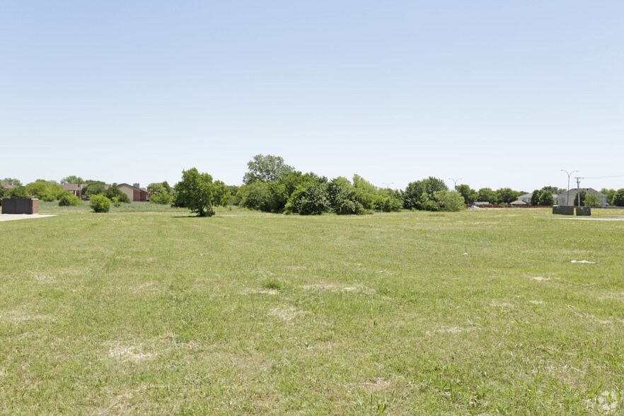 4635 Matlock Rd, Arlington, TX for sale - Building Photo - Image 1 of 1