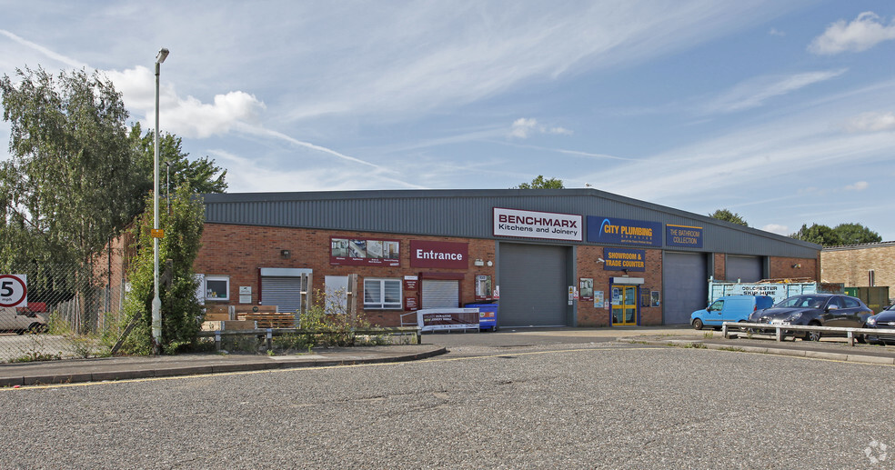 10 Bilton Rd, Chelmsford for lease - Primary Photo - Image 1 of 2