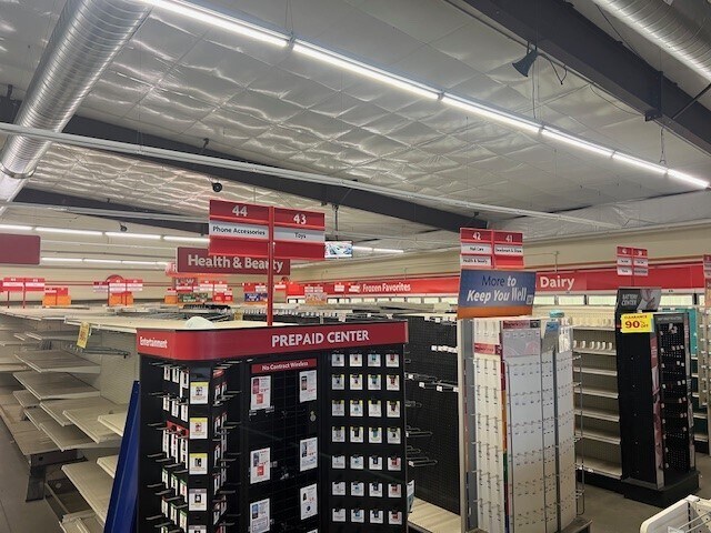 817 SD-47, Fort Thompson, SD for lease - Interior Photo - Image 3 of 6