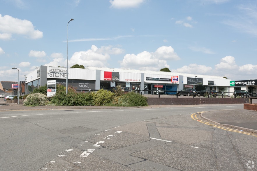 Colchester Av, Cardiff for lease - Primary Photo - Image 1 of 5