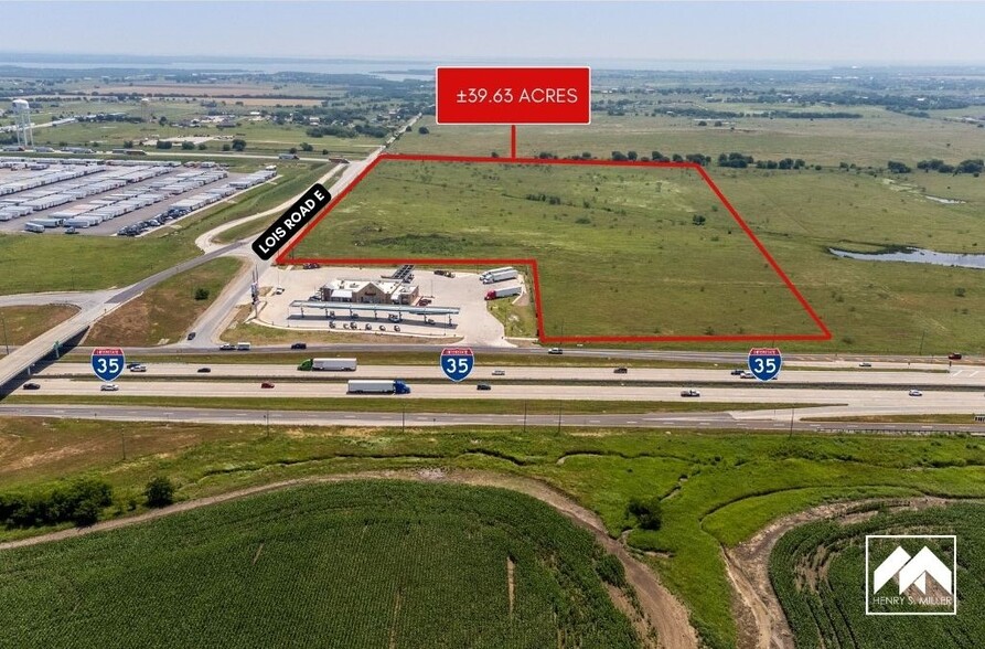 I-35, Sanger, TX for sale - Aerial - Image 1 of 5