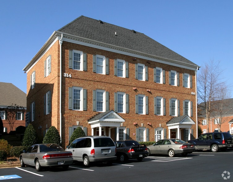 314 Maxwell Rd, Alpharetta, GA for lease - Building Photo - Image 2 of 3