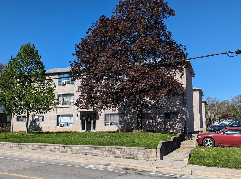 108 Creighton Rd, Hamilton, ON for sale - Primary Photo - Image 1 of 1